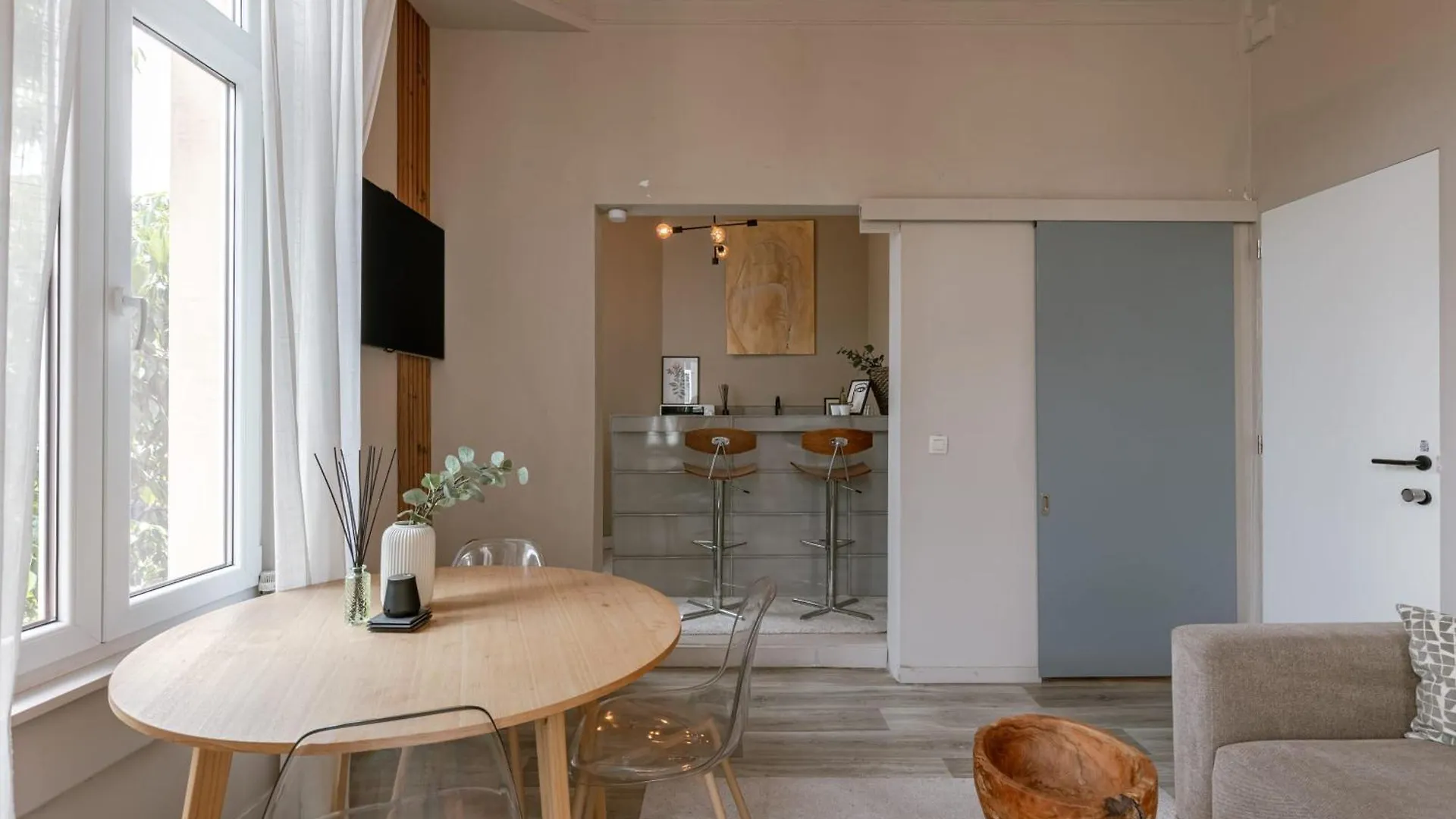 Huswell - Cozy Apartment In Antwerps Shopping District, Pets בלגיה