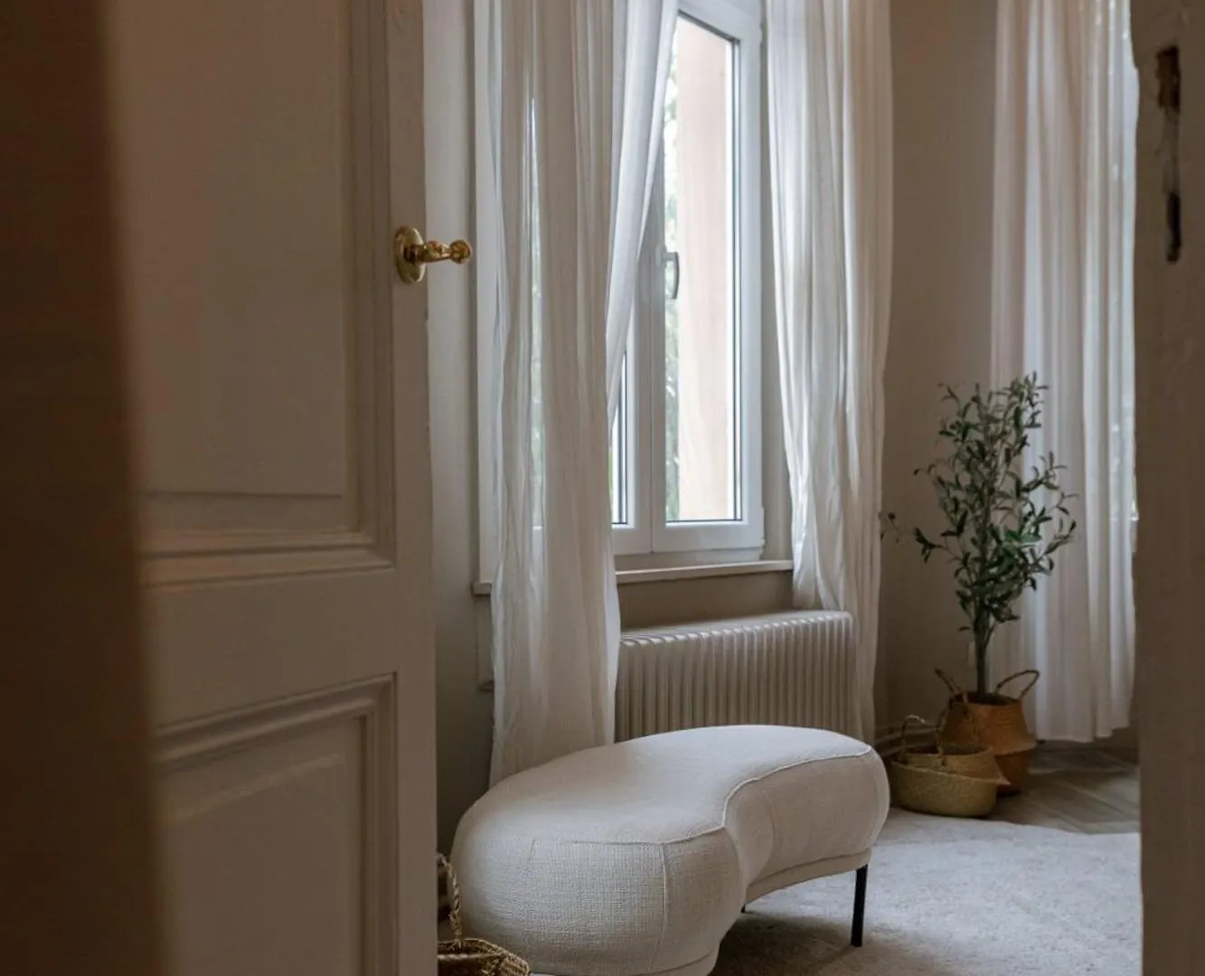 Huswell - Cozy Apartment In Antwerps Shopping District, Pets